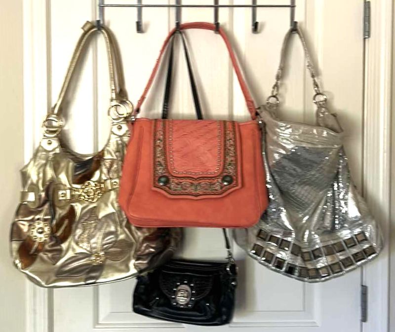 Photo 1 of 4 WOMENS HANDBAGS