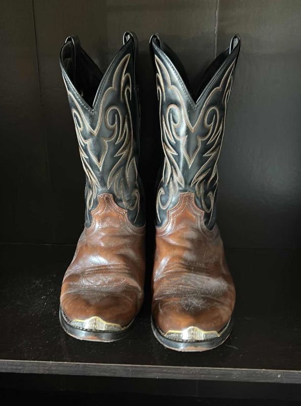 Photo 1 of LOREDO MENS LEATHER COWBOY BOOTS 10D