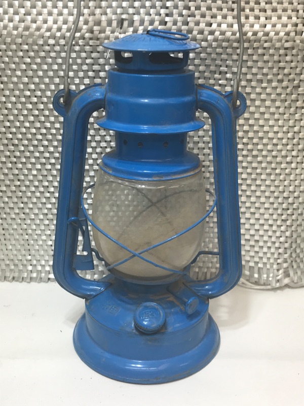 Photo 3 of VINTAGE RAILROAD LANTERN