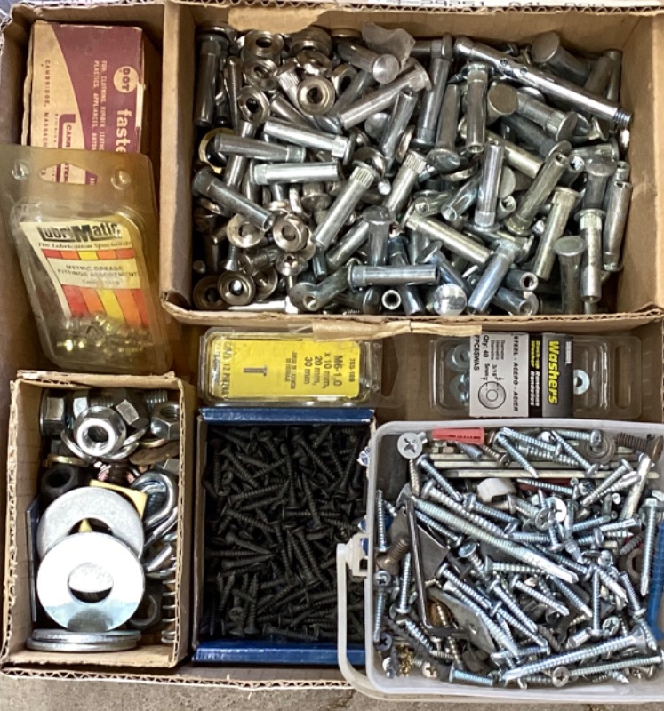 Photo 2 of ASSORTMENT OF SCREWS,