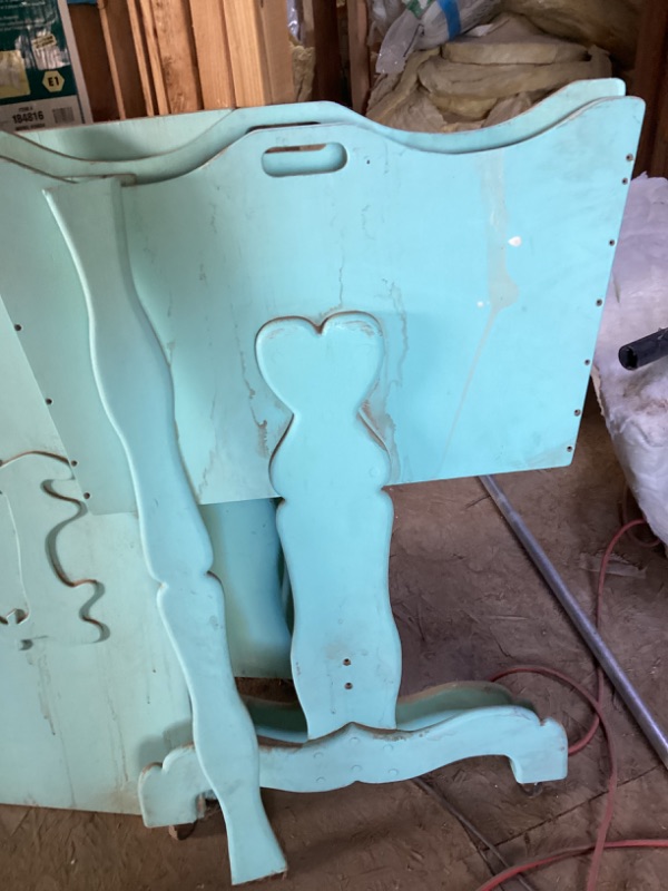 View 2 of VINTAGE BASSINET- NEEDS TO BE PUT TOGETHER MAYBE PIECES MISSING