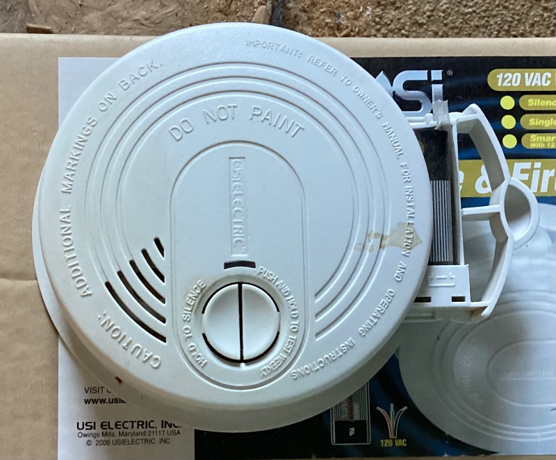 Photo 3 of NEW USI ELECTRIC SMOKE & FIRE ALARMS SET OF 6