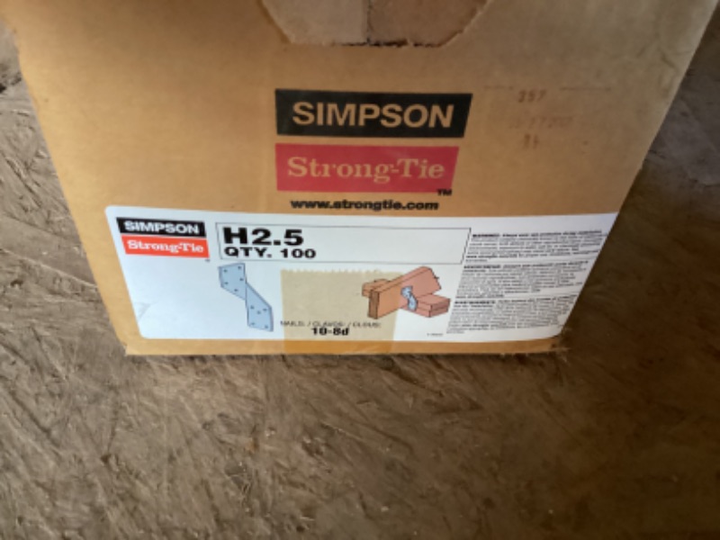 Photo 1 of SIMPSON STRONG TIE H2.5 QTY 100