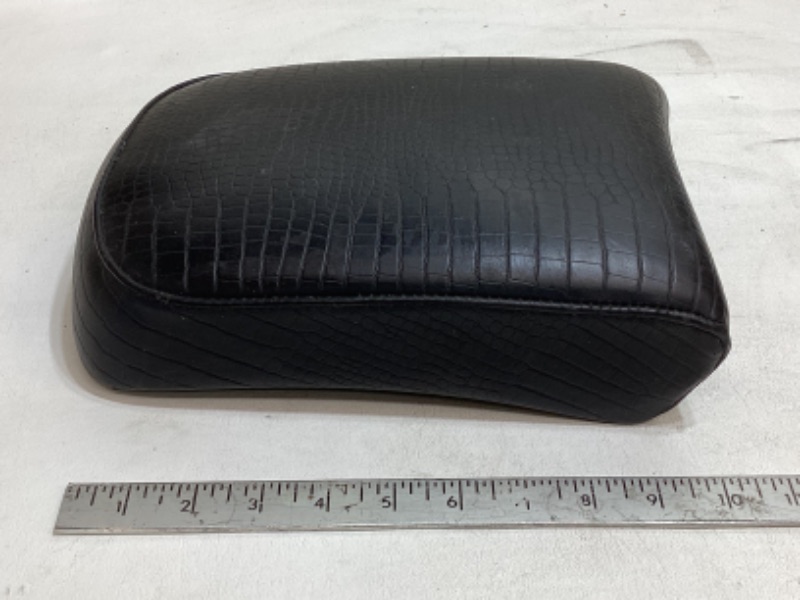 Photo 3 of HARLEY SEAT