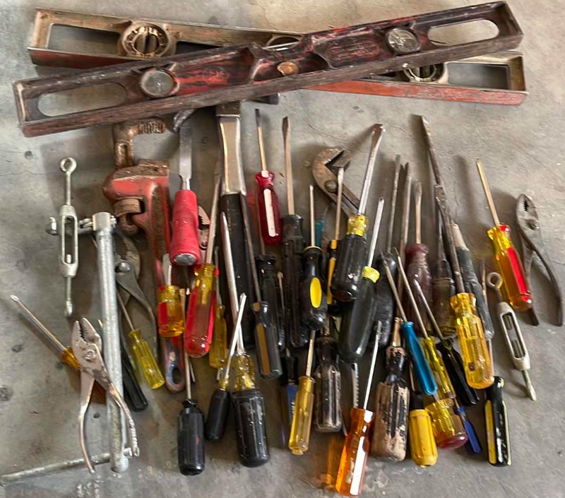 Photo 1 of COLLECTION OF HAND TOOLS