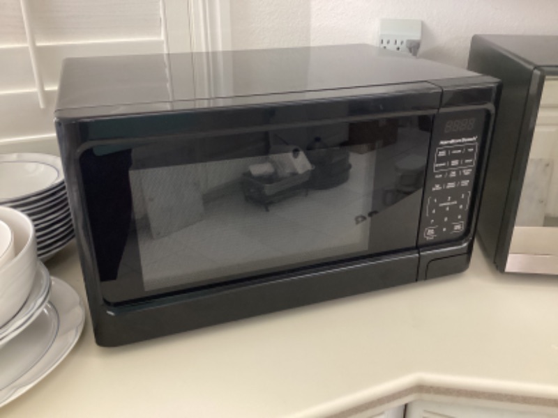 Photo 4 of HAMILTON BEACH TURN TABLE MICROWAVE