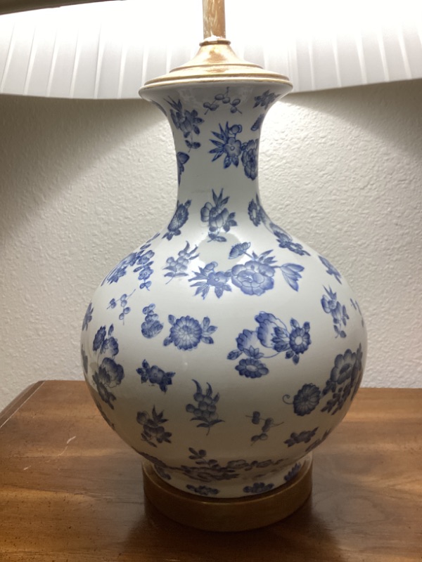 Photo 2 of BARNES AND IVY TRADITIONAL TABLE LAMP HIGH CRACKLE CERAMIC BLUE AND WHITE ROSE VINE TEMPLE JAR 25” H