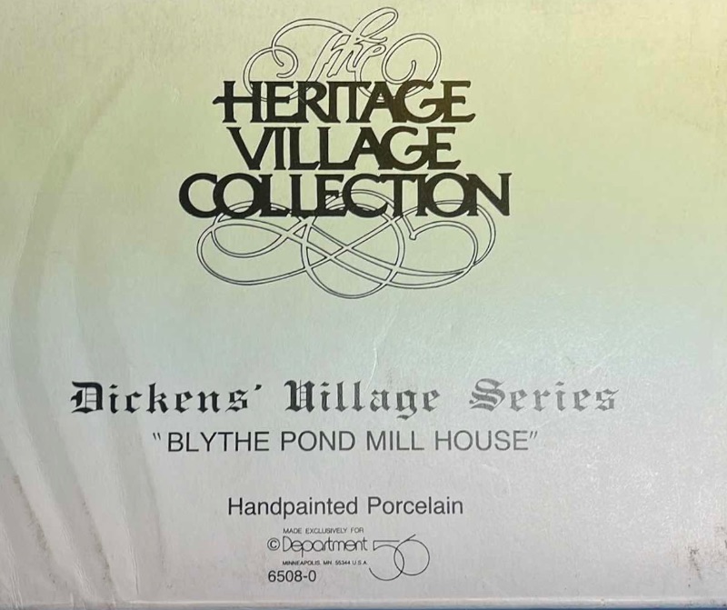 Photo 4 of HERITAGE VILLAGE COLLECTION DICKENS VILLAGE SERIES LOT OF 4