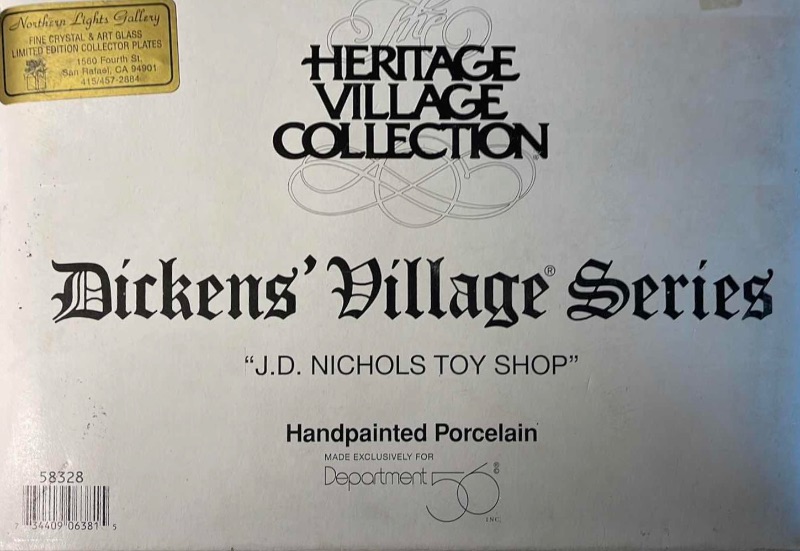 Photo 2 of HERITAGE VILLAGE COLLECTION DICKENS VILLAGE SERIES & DEPARTMENT 56 ACCESSORIES