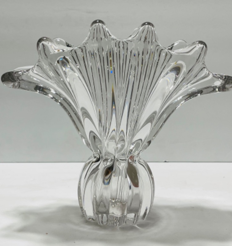 Photo 1 of COFRAC ART VERRIER FRANCE CRYSTAL FLUTED VASE H-9”