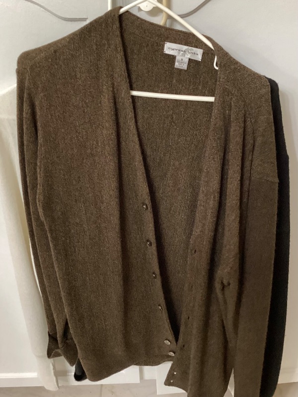 Photo 2 of MENS DESIGNER SWEATERS CYPRESS LINK. IZOD OF LONDON AND ROBERT BRUCE SIZE L