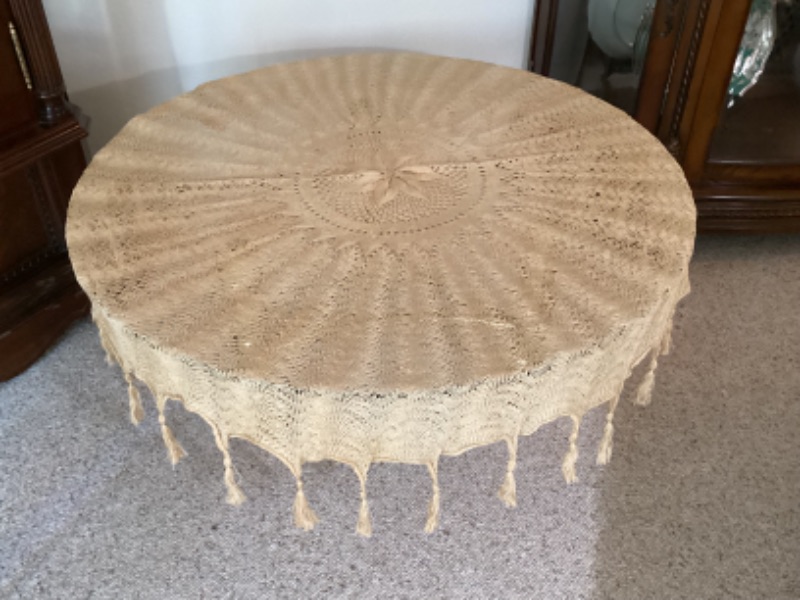 Photo 1 of GHJCESOV ROUND HAND CRAFTED TABLECLOTH