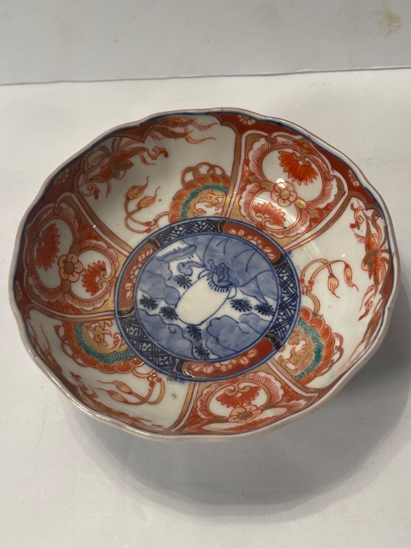 Photo 1 of ANTIQUE HAND PAINTED JAPANESE IMARI PORCELAIN BOWL CIRCA 1890’s