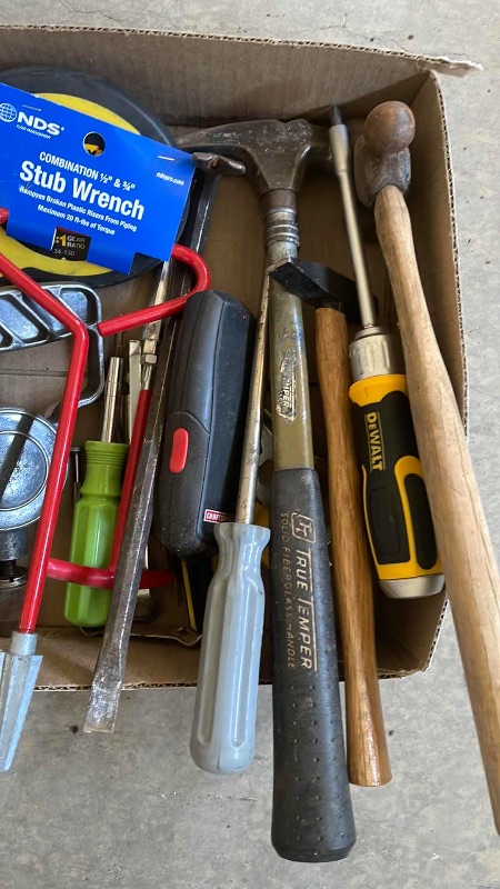 Photo 2 of ASSORTED TOOLS