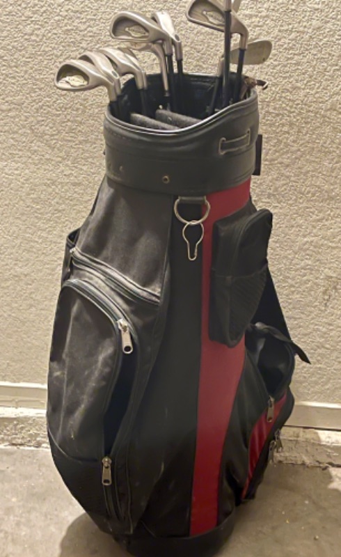 Photo 2 of CALLAWAY GOLF CLUBS AND BAG W/ EXTRAS