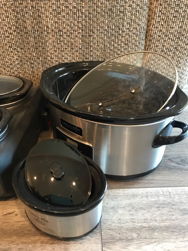 Photo 3 of CROCK-POT 5 PIECE SET