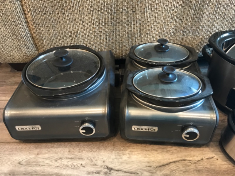 Photo 2 of CROCK-POT 5 PIECE SET