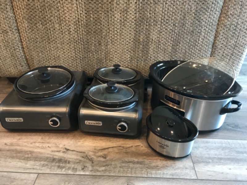 Photo 1 of CROCK-POT 5 PIECE SET