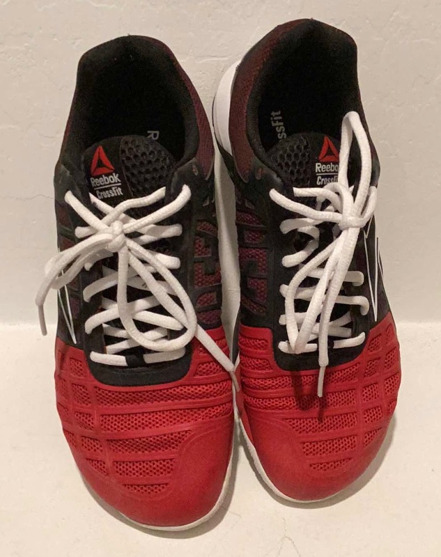 Photo 2 of MENS REEBOK CROSSFIT SHOES SIZE 9