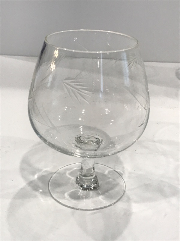 Photo 3 of VINTAGE ETCHED GLASS HAND BLOWN BRANDY GLASSES SET OF 12 - MORE OF THIS COLLECTION IN AUCTION