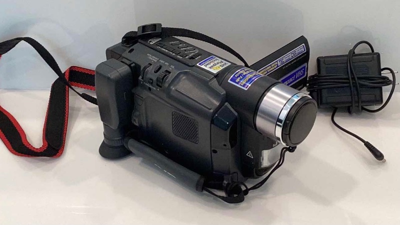Photo 1 of JVC COMPACT VHS CAMCORDER WITH SONY CARRYING BAG AND CHARGER.