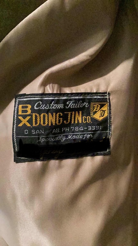 Photo 3 of BX DONG JINCO TAYLOR MADE SUIT 40R 