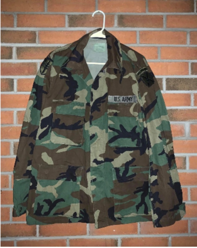 Photo 1 of US ARMY OFFICIAL MILITARY FIELD JACKETS/ SHIRT CAMOUFLAGE  SIZE M REGULAR 