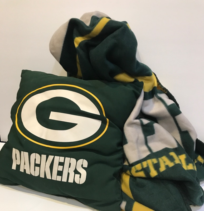 Photo 3 of GREEN BAY PACKERS BLANKET, PILLOW AND MORE