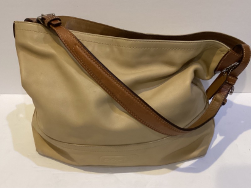 Photo 2 of AUTHENTIC COACH LEATHERWARE TAN SHOULDER BAG