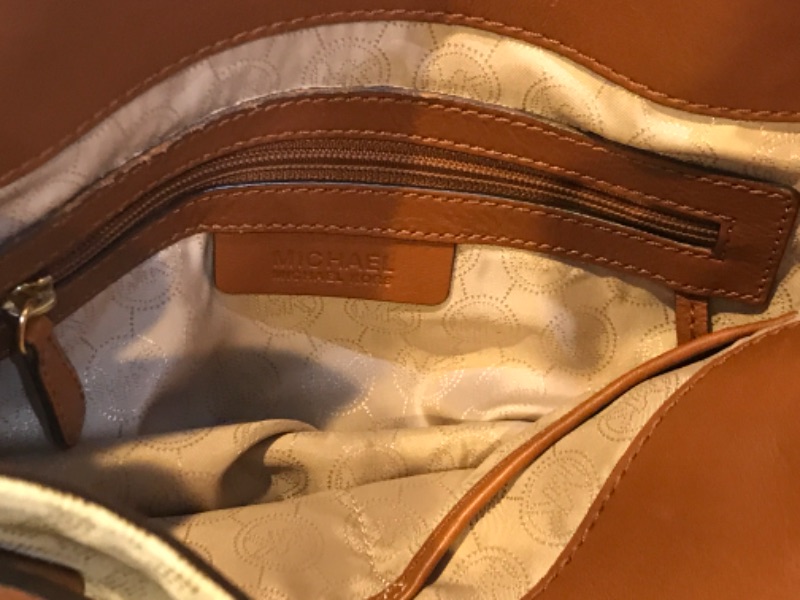 Photo 4 of AUTHENTIC MICHAEL KORS HAMILTON SATCHEL PURSE