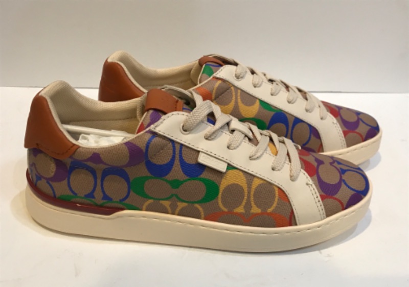 Photo 1 of AUTHENTIC COACH LOWLINE COATED CANVA LOW TOP WOMEN SNEAKERS G51619 SIZE 8.5 NIB