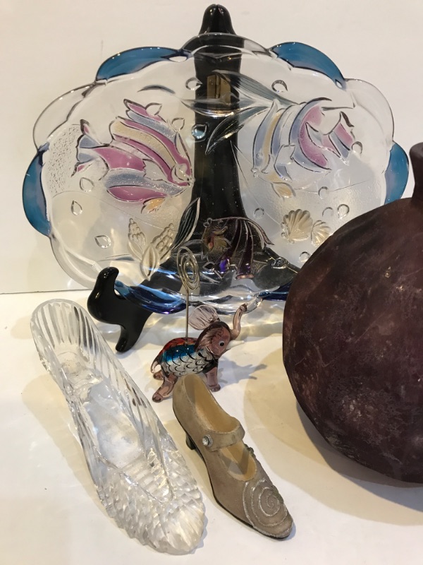 Photo 1 of HOME DECOR GLASS FIGURINES