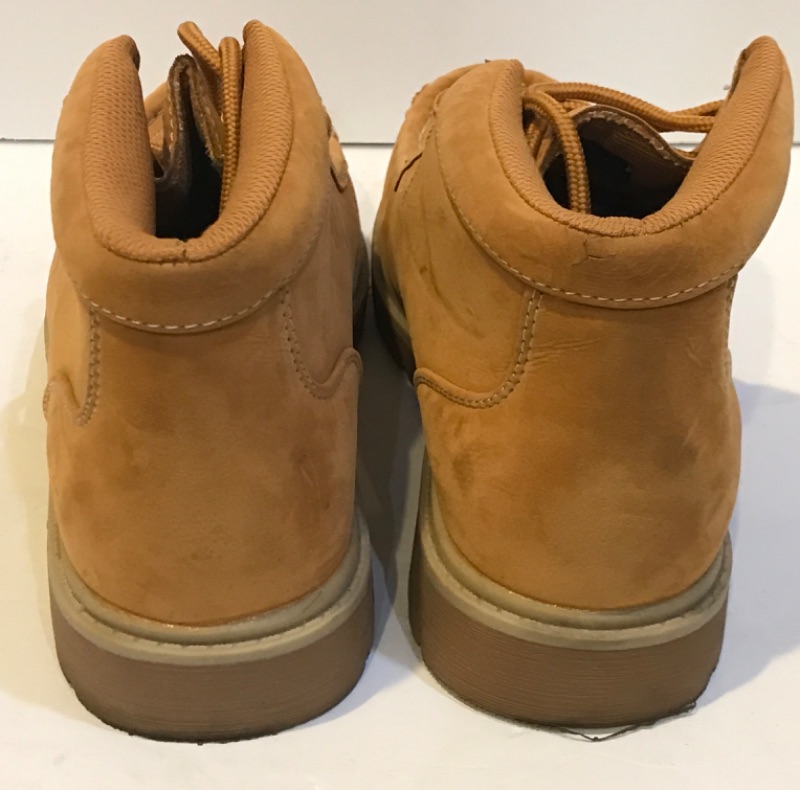 Photo 4 of TAN SUEDE WOMENS WORK BOOTS SIZE 8