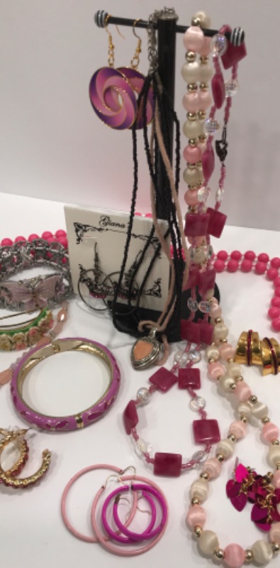 Photo 3 of COSTUME JEWELRY FOR ALL AGES / MOSTLY PINK