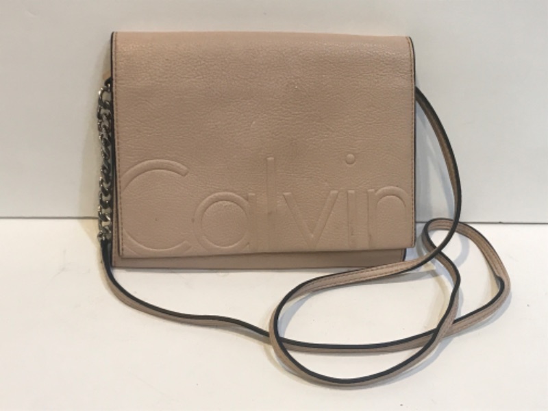 Photo 3 of CALVIN KLEIN CROSS BODY AND MORE