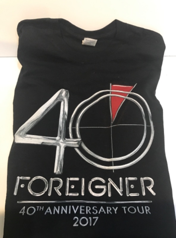Photo 1 of FOREIGNER 40th ANNIVERSARY TOUR 2017 
T-SHIRT SIZE XL