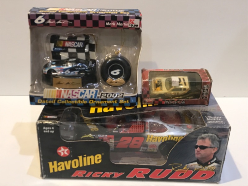 Photo 1 of NASCAR HAVOLINE RACING RICKY RUDD 1:24 SCALE STOCK CAR MARK MARTIN ORNAMENT AND MORE