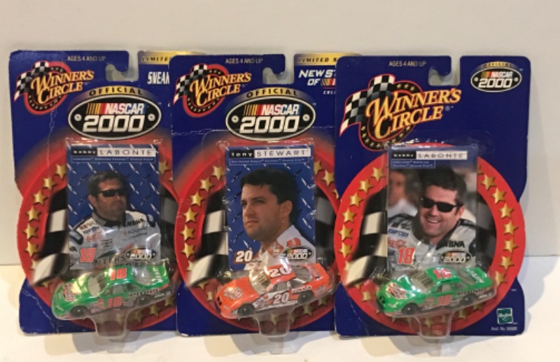 Photo 1 of NIP OFFICIAL NASCAR 2000 WINNERS CIRCLE DIE CAST RACECARS LABONTE & STEWART