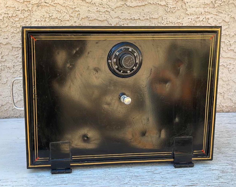 Photo 1 of VINTAGE SAFE MANUFACTURERS NATIONAL ASSOCIATION FLOOR SAFE LATCH IS BROKEN