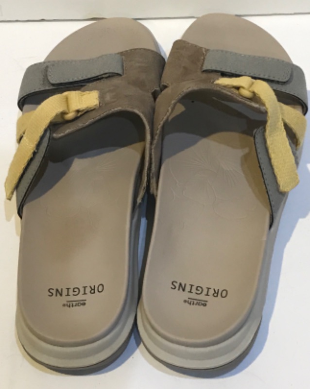 Photo 3 of EARTHLY ORIGINS SUEDE SPORT SLIDE SANDALS VARA CREAM SIZE 8