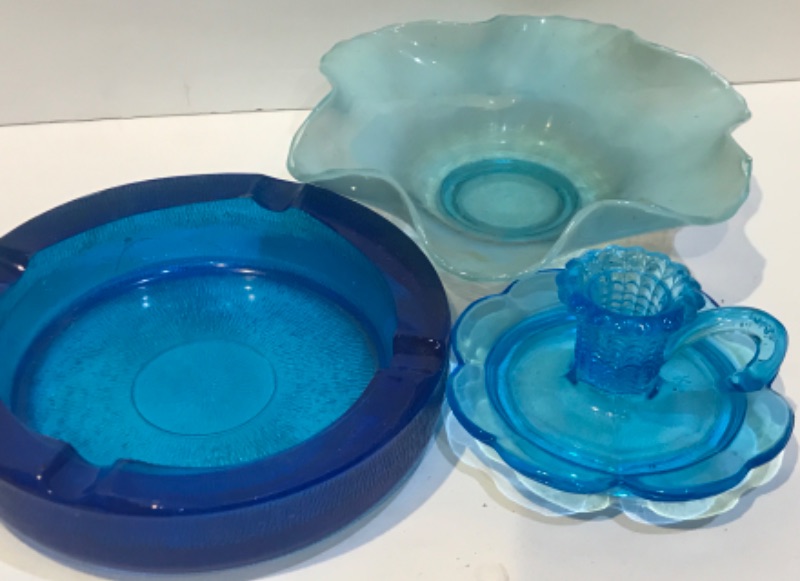 Photo 3 of VINTAGE MURANO ART GLASS HAND BLOWN BLUE GLASS CANDY DISH AND ASHTRAY AND MORE