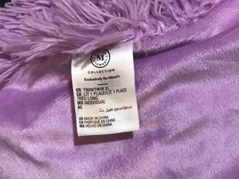 Photo 3 of MARTHA STEWART LAVENDER COLORED PLUSH AND COZY BLANKET/COMFORTER SIZE TWIN XL