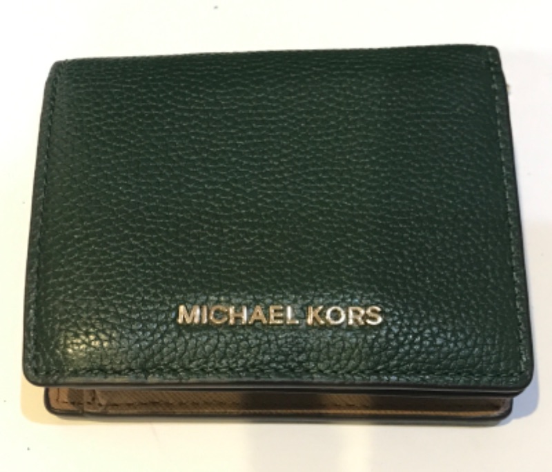 Photo 3 of MICHAEL KORS MERCER MEDIUM PEBBLED LEATHER CROSSBODY BAG