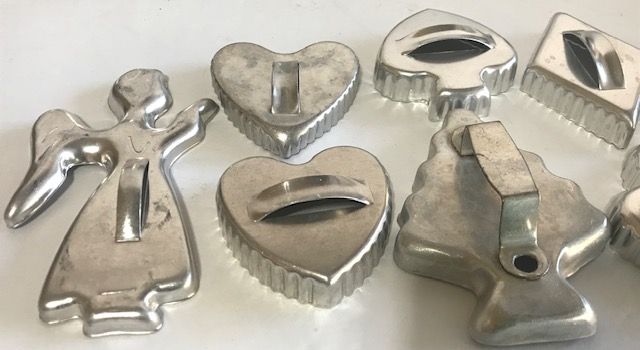 Photo 2 of 8 VINTAGE ALUMINUM COOKIE CUTTERS