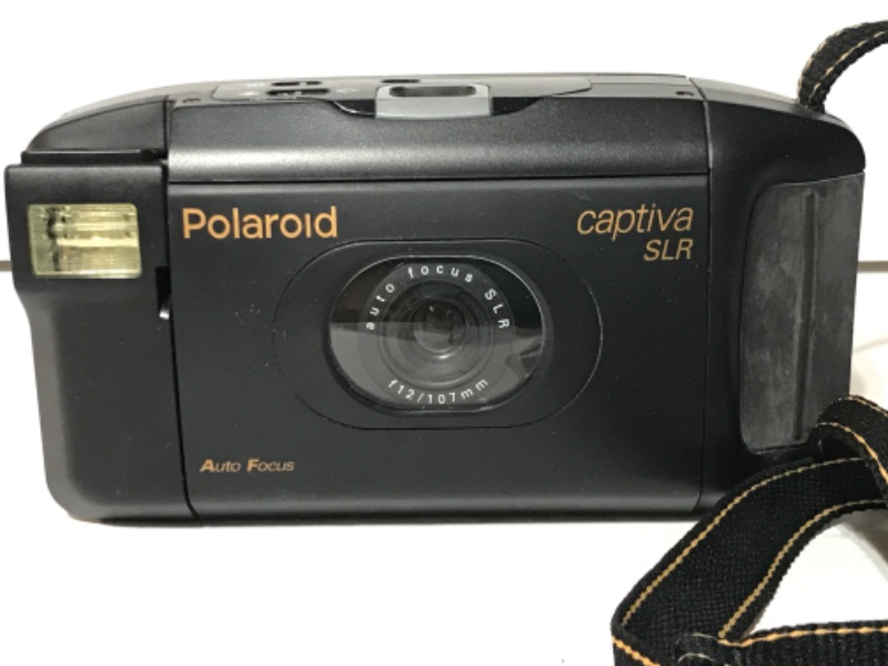 Photo 1 of POLAROID CAPTIVA SLR