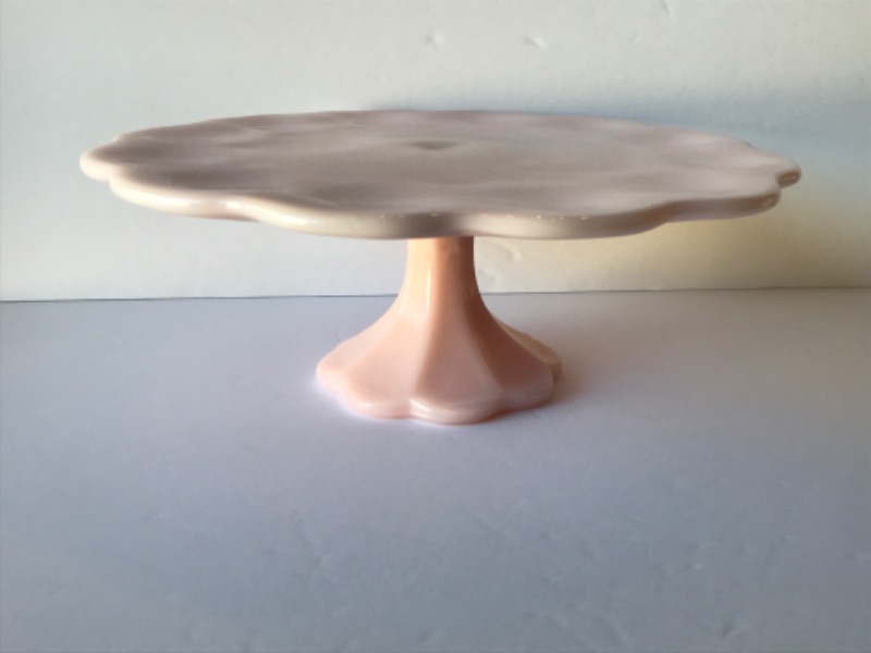 Photo 1 of PINK RUFFLED EDGE CAKE STAND