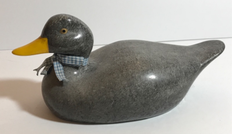 Photo 3 of ENESCO DESIGNS DUCK WITH WHITE MARBLE EGGS - MORE OF THIS COLLECTION IN AUCTION