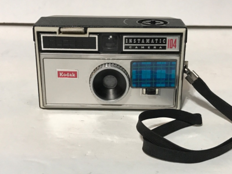 Photo 4 of KODAK INSTAMATIC 104 CAMERA AND 3D TRIO CAMERA