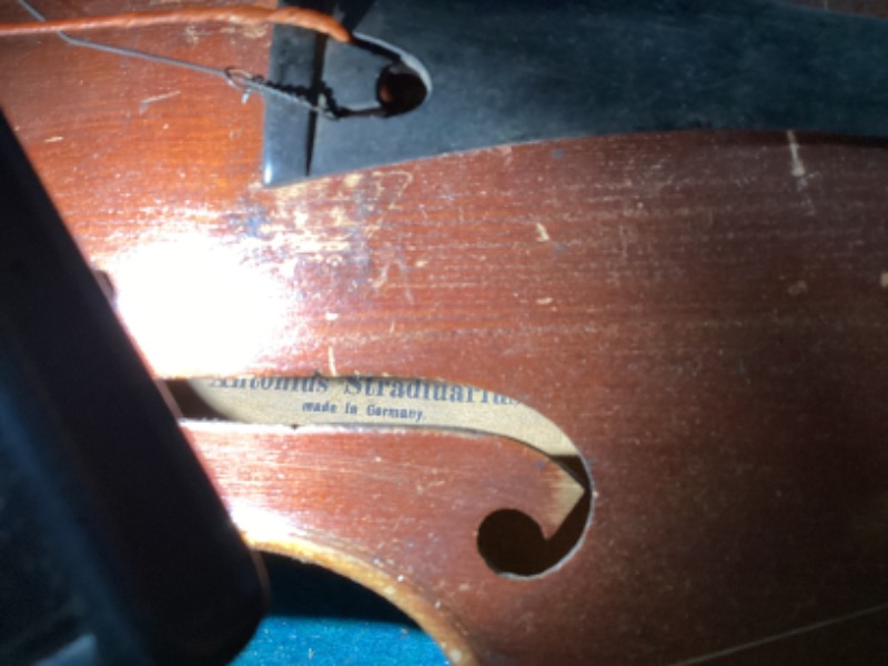 Photo 3 of VERY OLD COPY OF ANTONIOUS STRADINARIUS VIOLIN