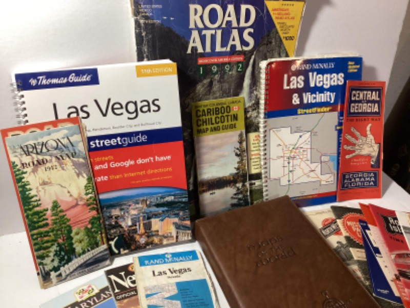 Photo 2 of 1992 RAND MCNALLY ROAD ATLAS LAS VEGAS STREET GUIDE AND MORE